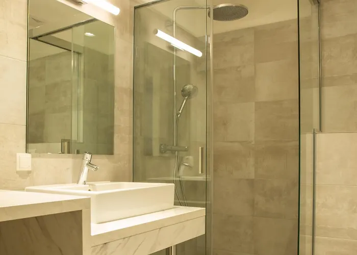 Premium Apartment *